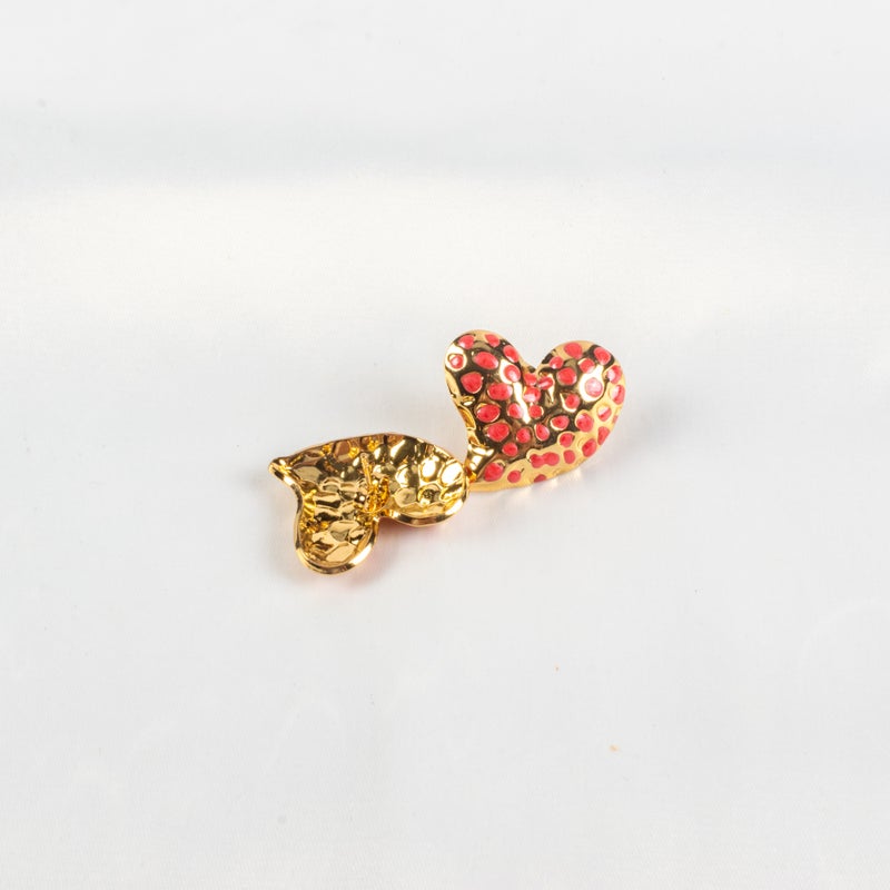 حلق أستانليس ستيل ذهبي × أحمر شكل قلب - Image 2