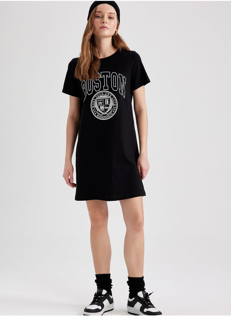 DeFacto - Graphic Knitted Dress - Image 1