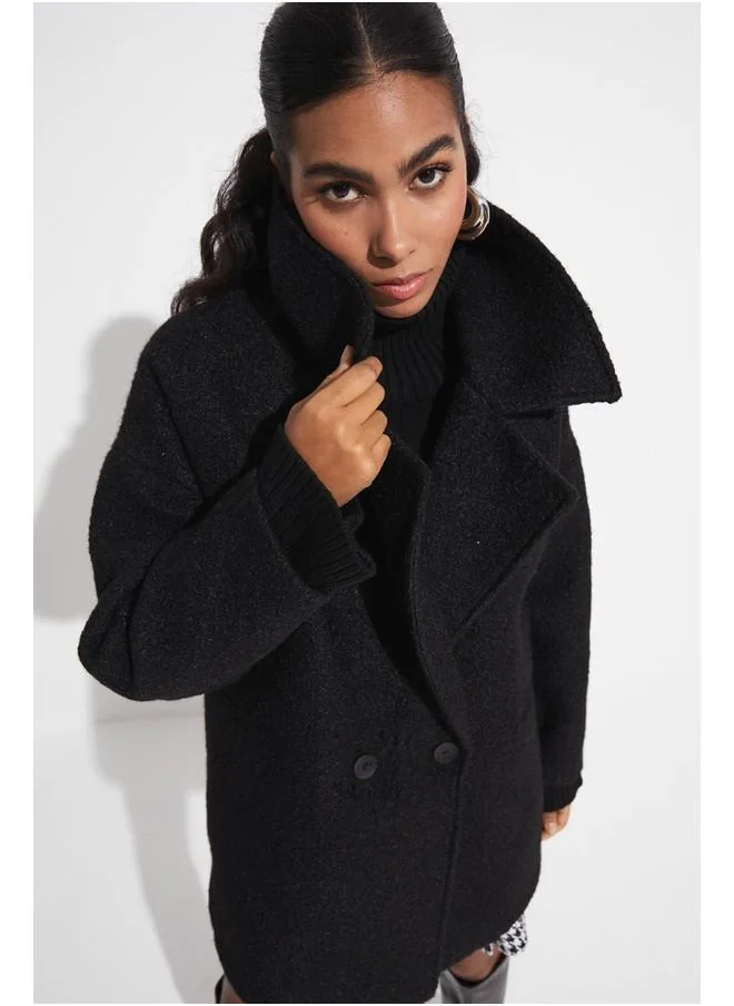 جون June Oversized Wrap Coat Black