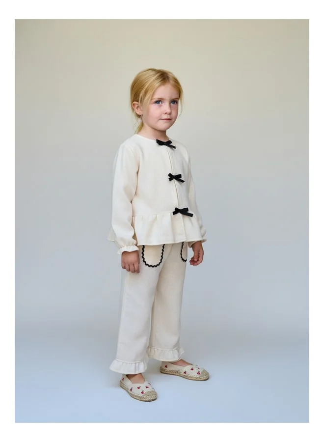 Magu Girls’ Cream Cotton Stylish Bow-Detail Set – Comfortable and Elegant Design.