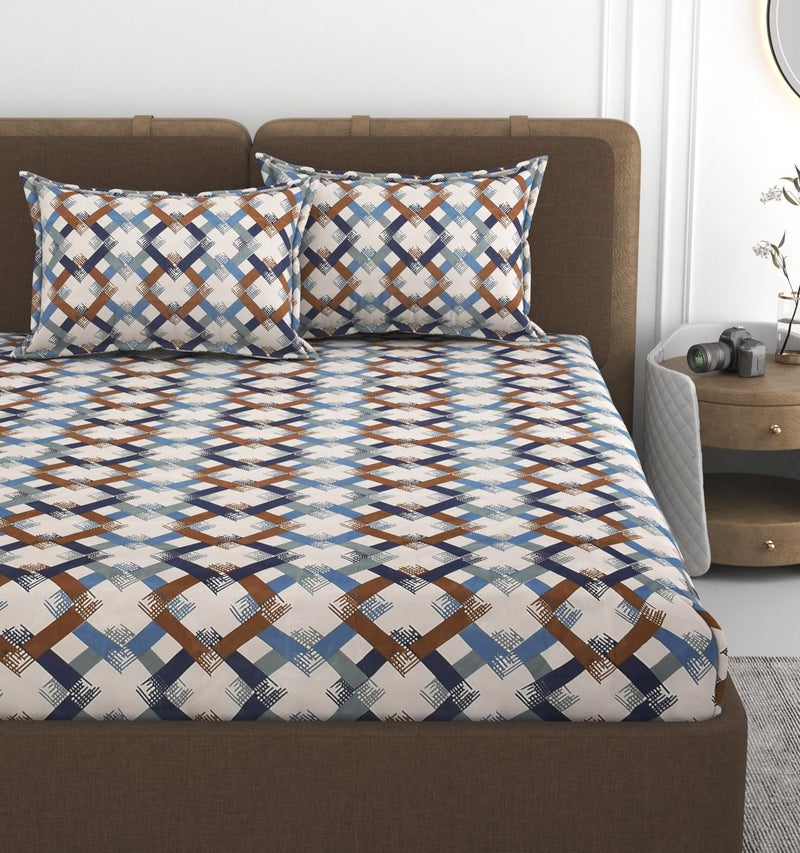 VOMZER 320 TC Cotton Feel All Around Elastic Fitted Bedsheets King Size, Premium Fitted Bedsheets King Size for Double Bed with 2 Pillow Covers, Size- 78” x 72” - Image 1