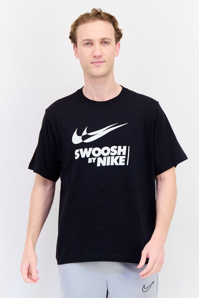 Nike تي شيرت رياضي للرجال بأكمام قصيرة، خارجي، أسود - Image 1