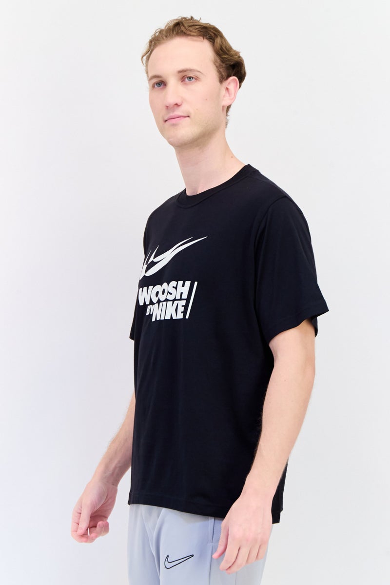 Nike تي شيرت رياضي للرجال بأكمام قصيرة، خارجي، أسود - Image 2