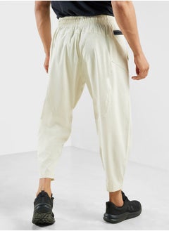 UNDER ARMOUR Unstoppable Airvent Crop Woven Pants  - Image 3