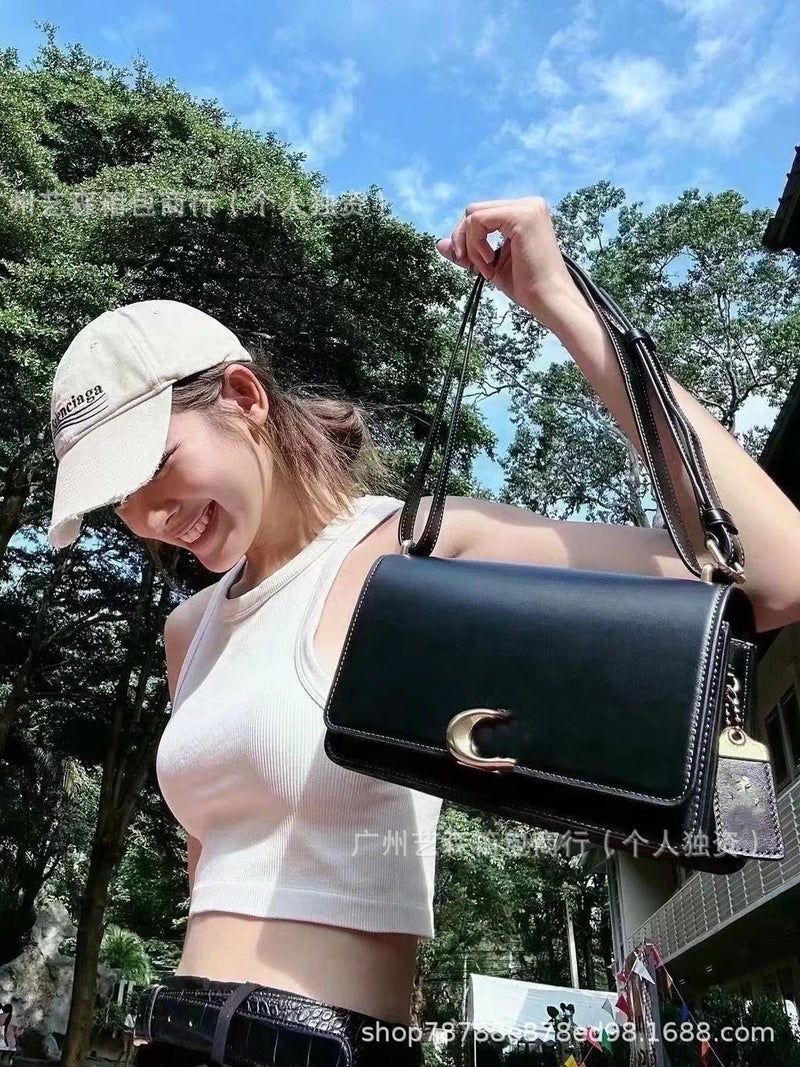 24 Women'S Bag New Bandit Bandit Fashion Flip Shoulder Bag C Buckle Retro Crossbody Bag Classic Old Flower Color Block - Image 2