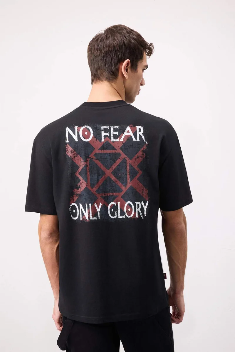 ديفاكتو Vikings Valhalla Boxy Fit Crew Neck Printed Short Sleeve T-Shirt