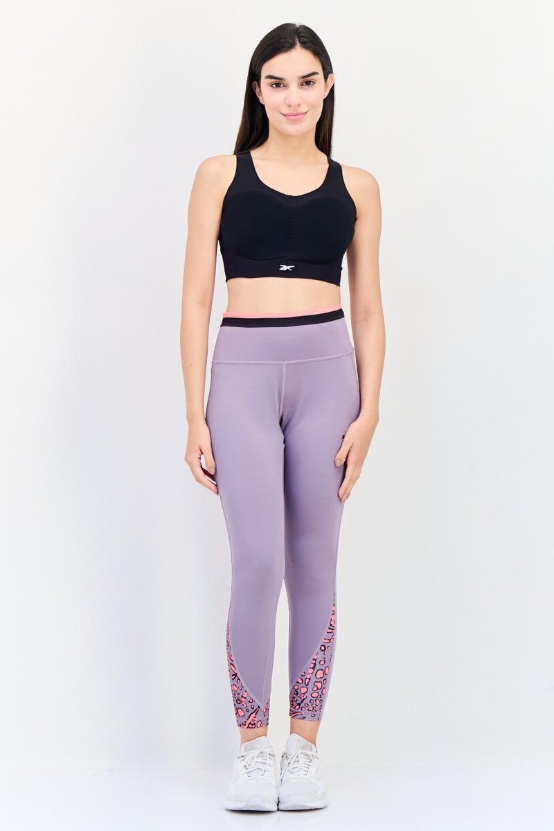 Reebok حمالة صدر رياضية مبطنة بشعار العلامة التجارية للنساء، سوداء - Image 4