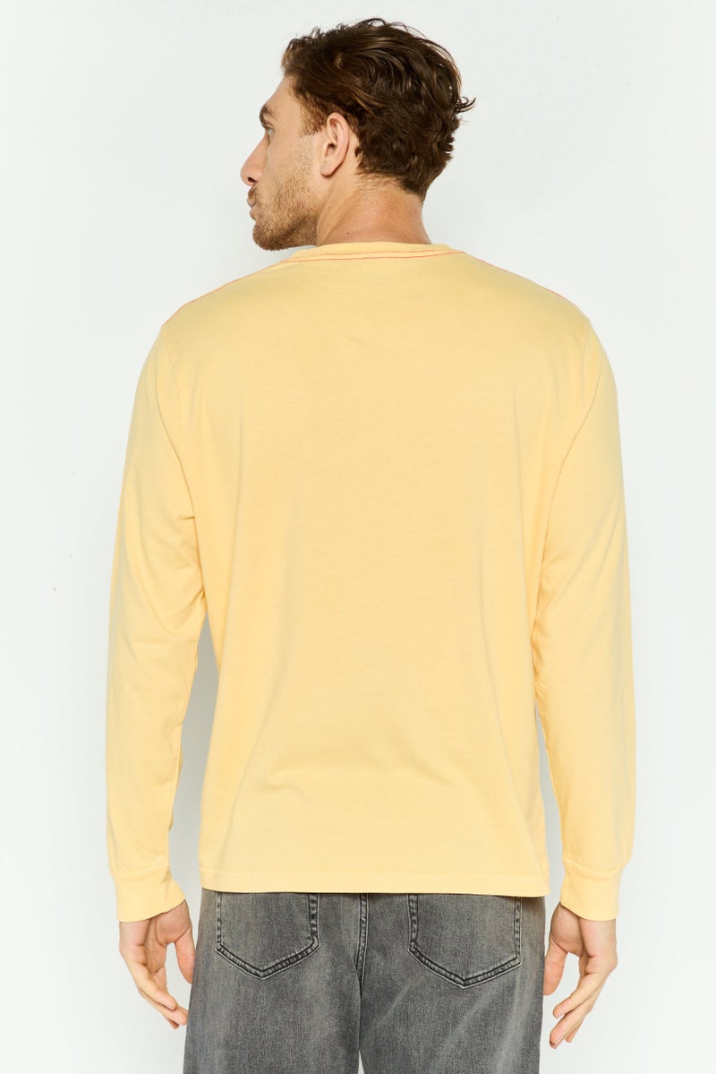 TRUE GRIT Men Crew Neck Short Sleeve Printed T-Shirts, Faded Golden Yellow - Image 4