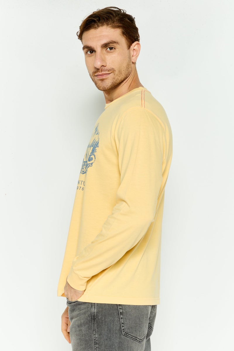 TRUE GRIT Men Crew Neck Short Sleeve Printed T-Shirts, Faded Golden Yellow - Image 3