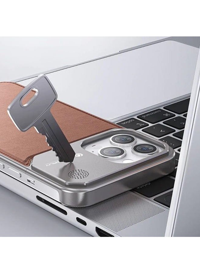 عام غطاء خلفي لهاتف iPhone 15pro max/15pro/15 يوفر حماية ناعمة ومرنة من TPU مع تقنية حماية من الصدمات وتصميم بحواف جلدية ومعدنية. - Image 5