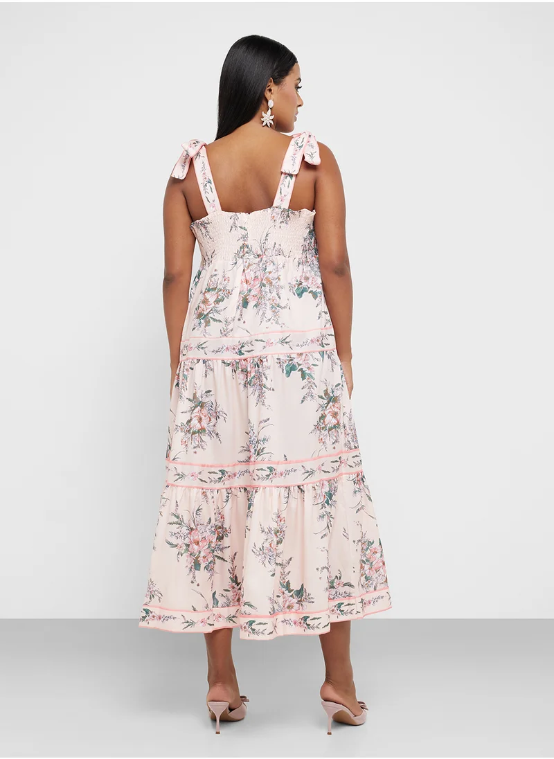 خزانة Floral Tiered Midi Dress
