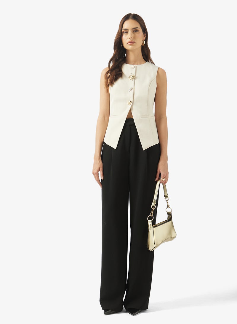 ايلا صدرية بلا أكمام - Image 4