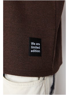 trendyol Basic Brown Relaxed Textured Waffle Labeled T-Shirt with Pocket TMNSS23TS00077  - Image 5