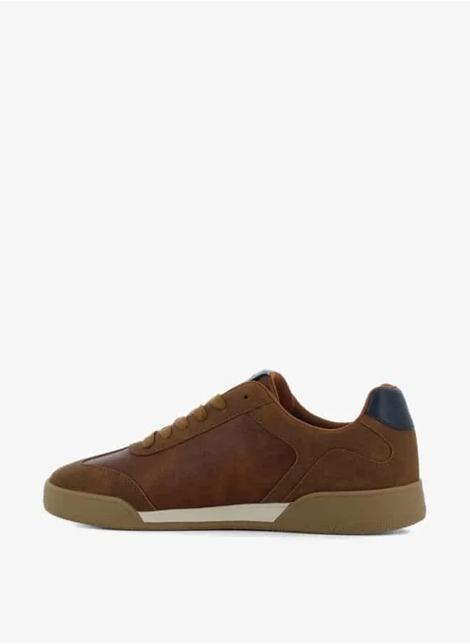 اس جي Men's Panelled Sneakers with Lace-Up Closure