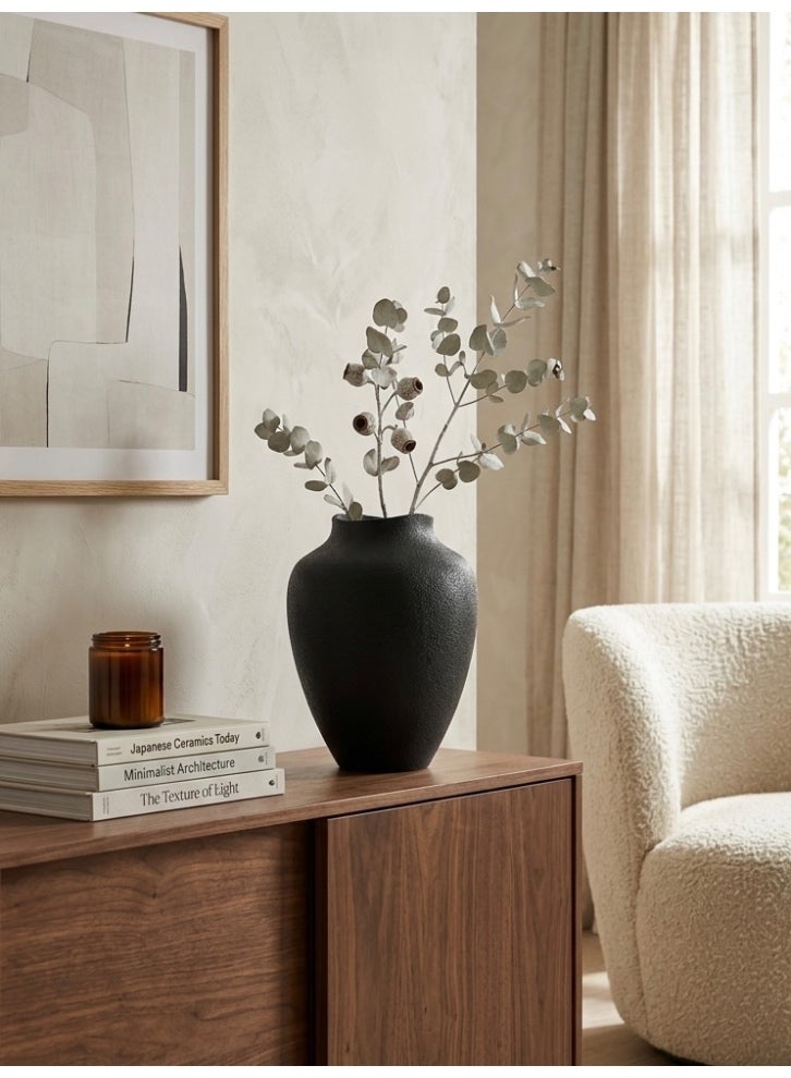 3D BROTHERS “Quiet Texture” Vase with a Crinkled Surface and Minimalist Charm - Image 2