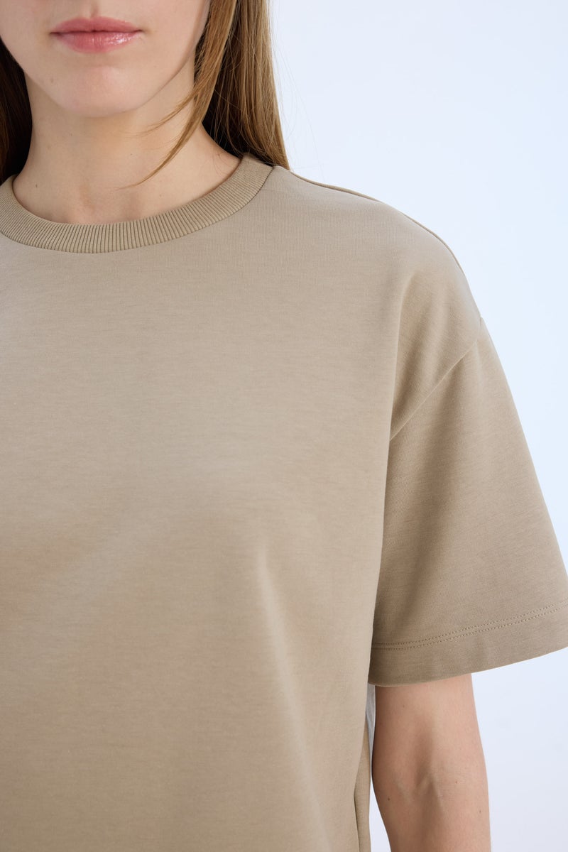 DeFacto Beige Woman Oversize Fit Crew Neck Short Sleeve T-Shirt Casual - Image 5