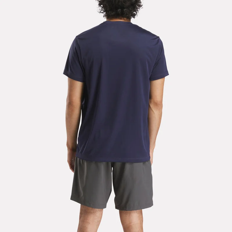 ريبوك Reebok short sleeve men’s training t shirt provides breathable material, light comfort & smooth flexible movement for workouts, running &  daily fitness activity.
