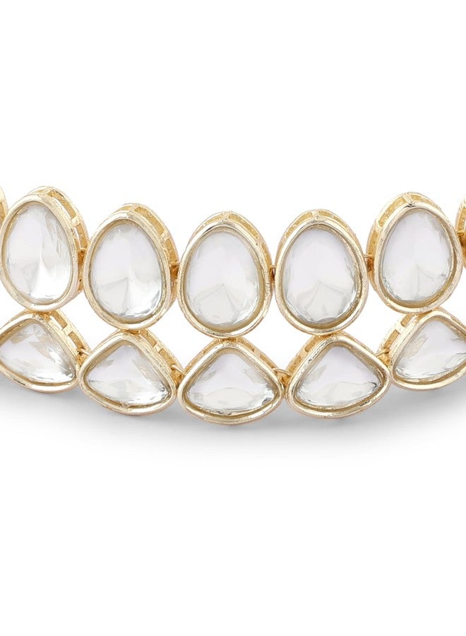 Zaveri Pearls طقم عقد وأقراط وخاتم تقليدي من زافيري بيرلز، مطلي بالذهب ومرصع بأحجار براقة - ZPFK17601 - Image 4