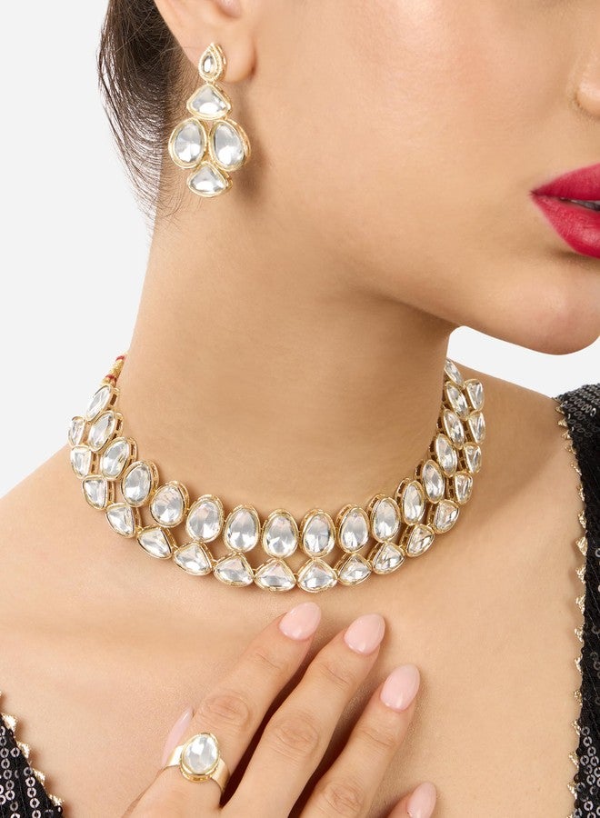 Zaveri Pearls طقم عقد وأقراط وخاتم تقليدي من زافيري بيرلز، مطلي بالذهب ومرصع بأحجار براقة - ZPFK17601 - Image 2