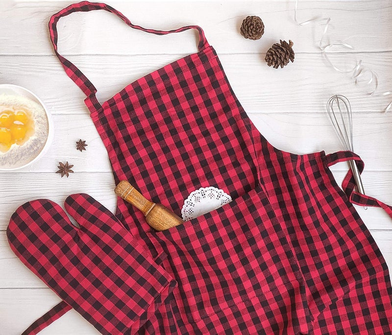 PIXEL HOME DECOR Pixel Home Cotton Apron 100% Cotton Check Kitchen Apron with Front Center Pocket (Apron With Oven Mitt) (Red Checked) - Image 1