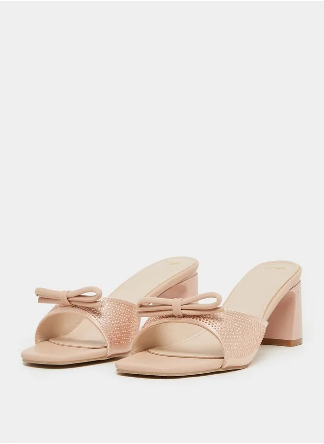 ستايلي Embellished Bow Block Heel Sandals