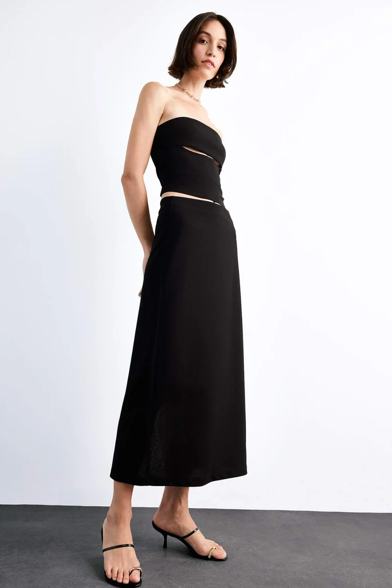 ديفاكتو Slim Fit Twill Capri Length Skirt