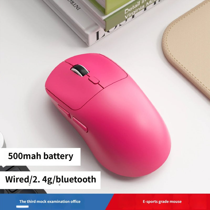 ماوس ألعاب لاسلكي خفيف 65 جرام، ثلاثي الوضع 2.4G/بلوتوث/سلكي، DPI قابل للتعديل حتى 6400، بطارية 500 مللي أمبير قابلة لإعادة الشحن، مريح للألعاب الرياضية والمكتب (أحمر) - Image 1