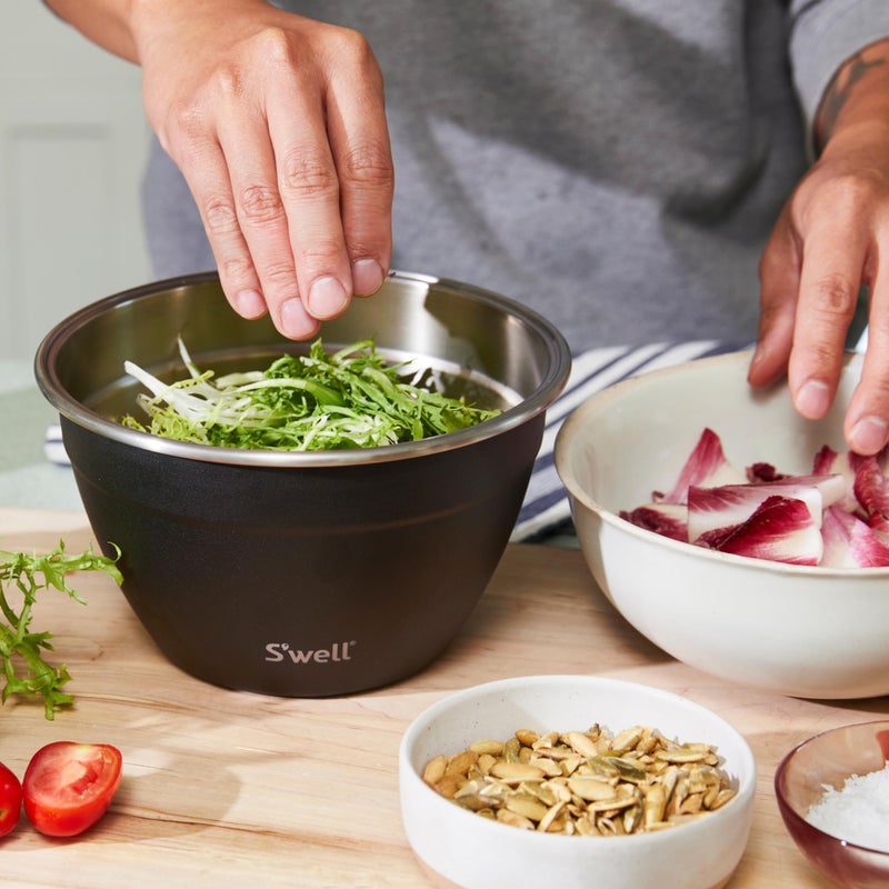 S'well S'well Stainless Steel Salad Bowl Kit - 64oz  Onyx - Comes with 2oz Condiment Container and Removable Tray for Organization - Leak-Proof  Easy to Clean  Dishwasher Safe - Image 5