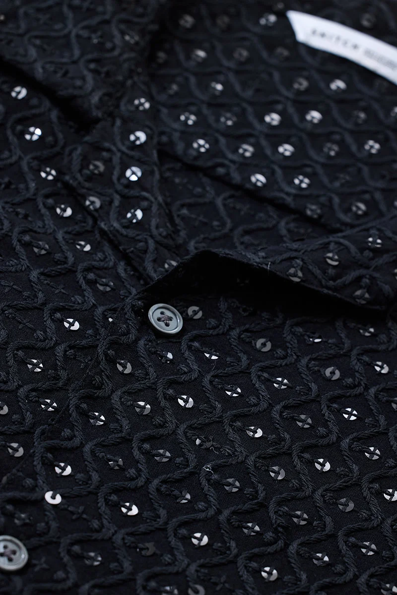 SNITCH قميص أسود بتصميم شيكانكاري بقصة واسعة