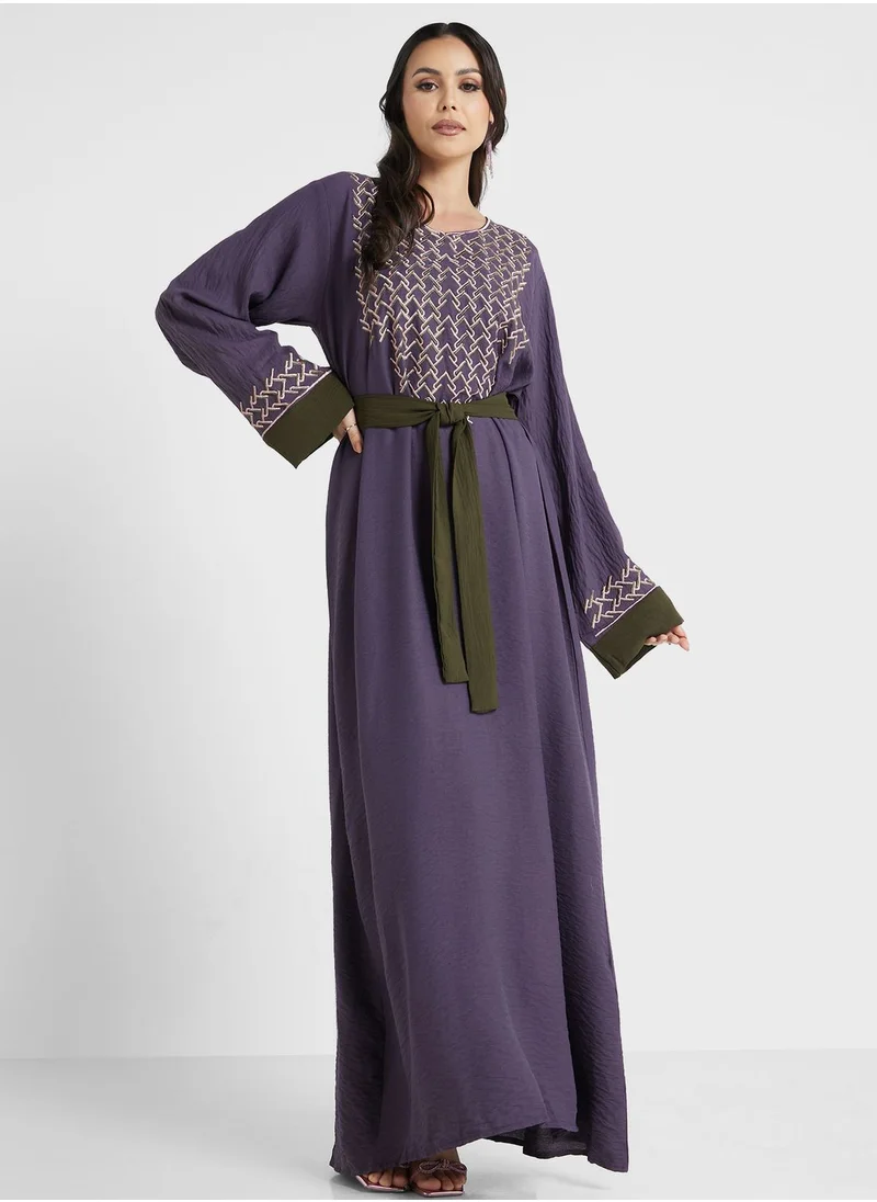 hayas closet Embroidered Belted Jalabiya