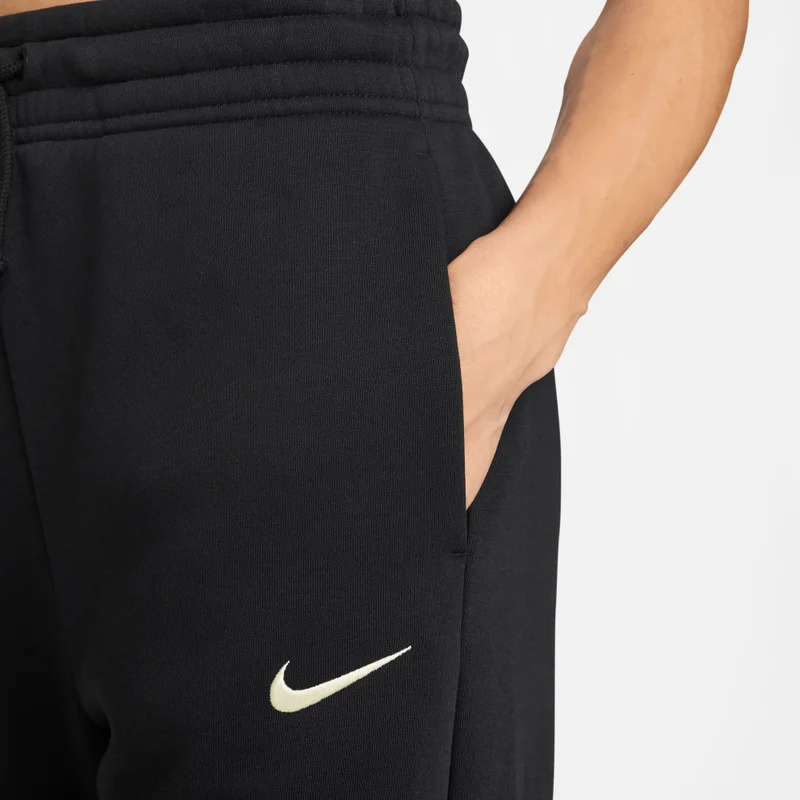 Nike black Women's Sportswear Phoenix Fleece Wide-Leg Pants for Women | Best Price UAE