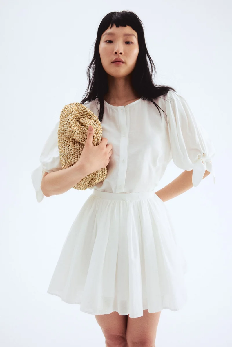 اتش اند ام بلوزة بأكمام منفوخة