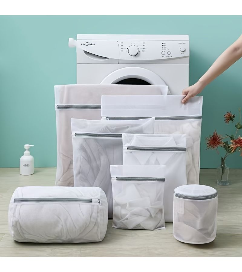 6 Piece Laundry Bag Set Polyester Fine Mesh Anti Deformation Zipper Closure - Image 1