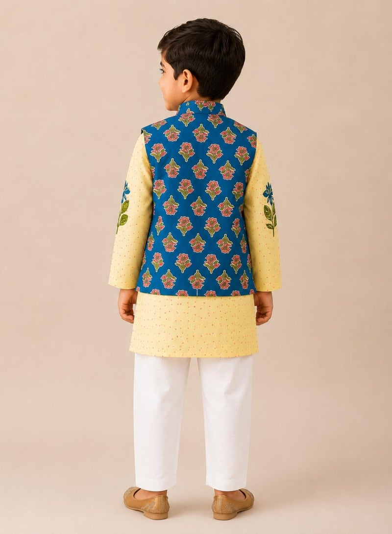 babyqlo Boys Cream Floral Kurta, Blue Printed Koti and Pajama Set - Image 3