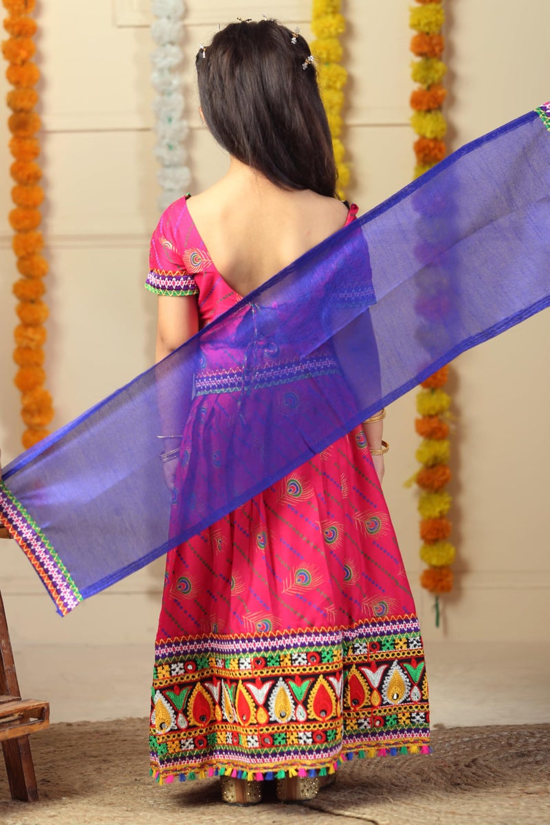 Ahhaaaa Kids Embroidered Traditional Ghoomar Lehenga Choli |Chania Choli||Navratri/Dandiya/Garba Dress With Dupatta For Girls (4-5 Years, Pink) | Material: Cotton Blend | Finish Type: Readymade - Image 3