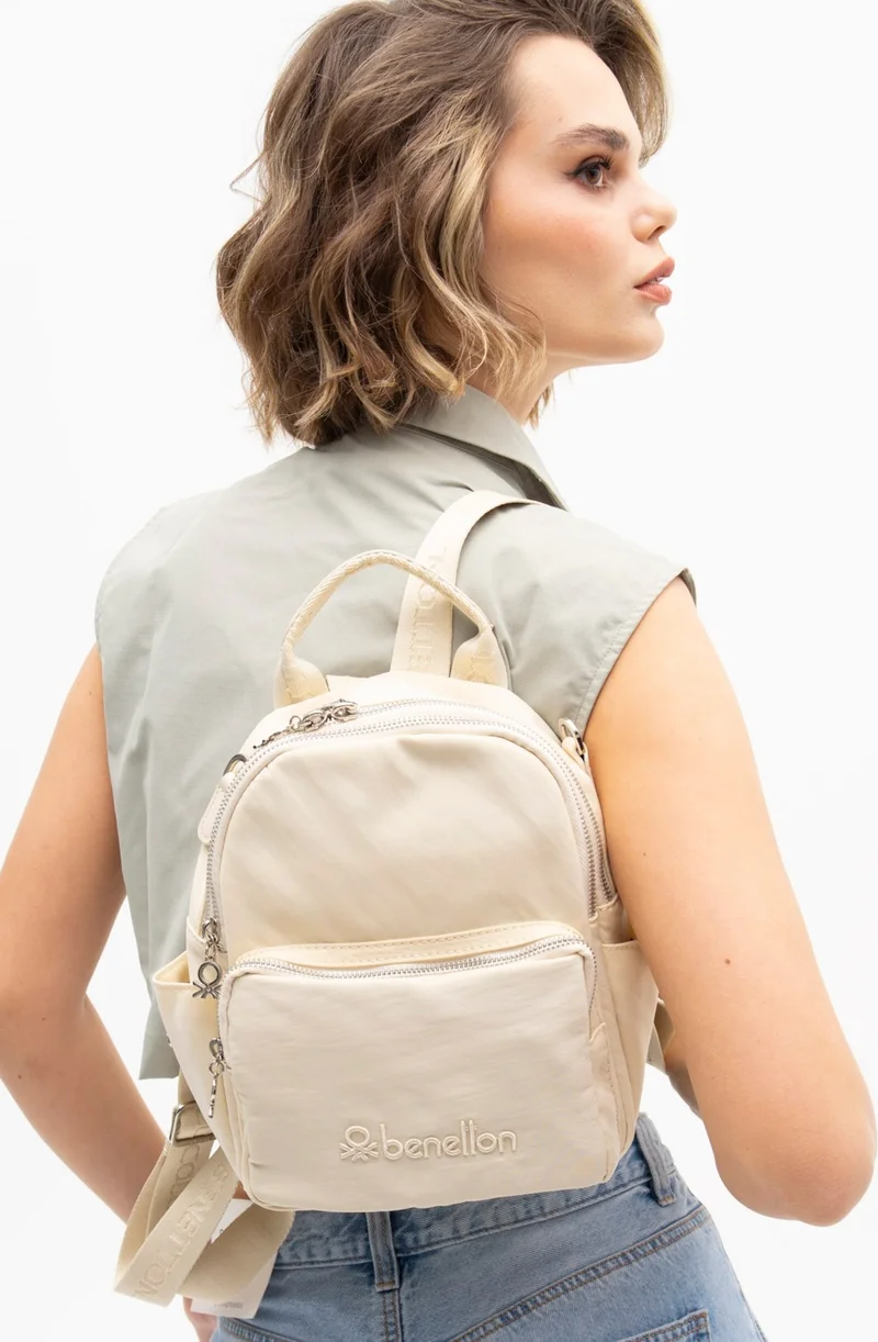 يونايتد كولورز أوف بينتيون Benetton Women's Backpack Beige BNT1186