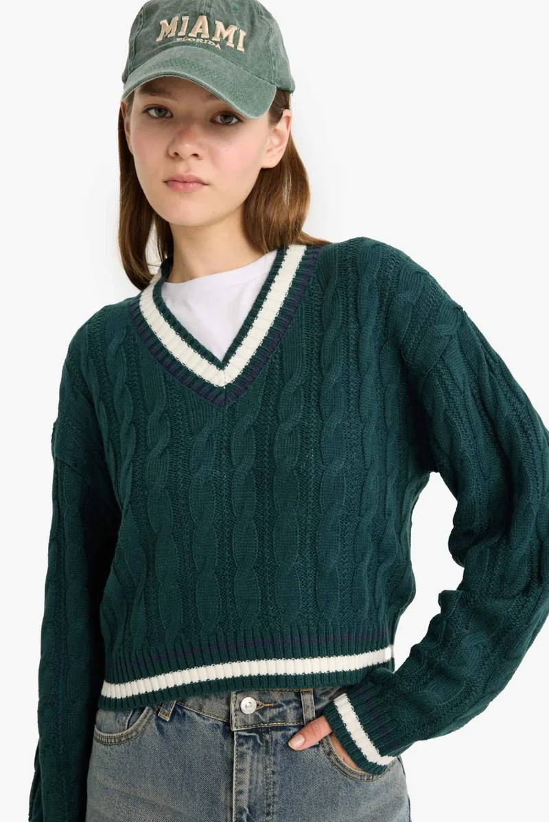 ديفاكتو Regular Fit V Neck Knit Pullover