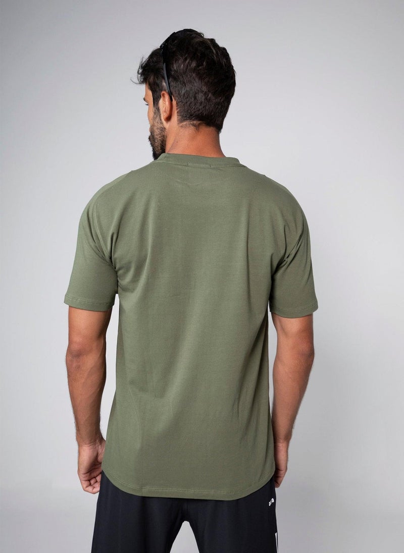 Aora Men’s Utility T-Shirt – Durable Lightweight Tee with Hidden Storage for Training, Travel & Daily Commute (Olive) - Image 3