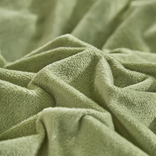 KAREVER Sage Velvet Comforter Set - King Size, 3 Pieces - Solid Sage Green Flannel & Velvet Blanket - Winter Bedding Set - Image 4