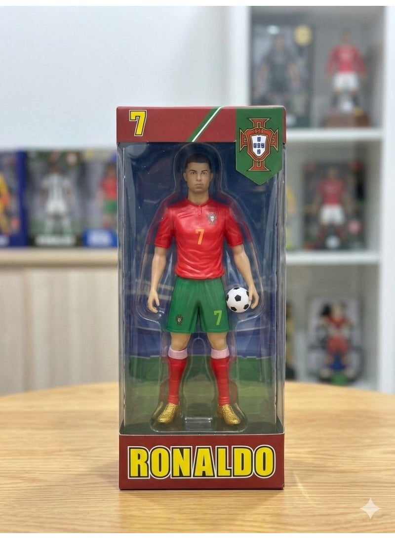 تمثال كريستيانو رونالدو لكرة القدم رقم 7، زي منتخب البرتغال - Image 3