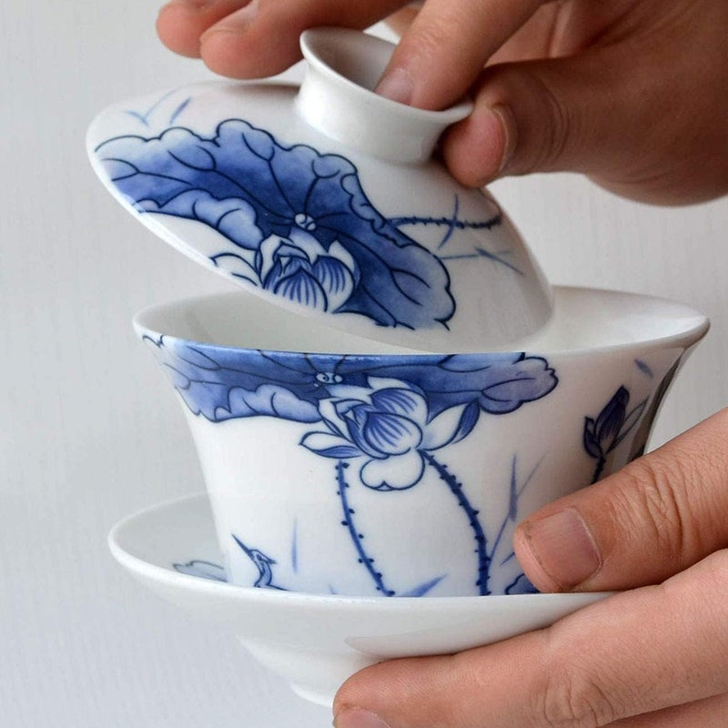 Liang baobao Porcelain Gaiwan 9oz Teacup Blue White Glazed Tureen Cups Chinese Sancai Cover Bowl Lip Cup Saucer Gongfu Tea Set Kits lotus  - Image 2