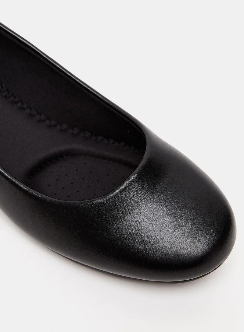 شو اكسبرس Solid Slip On Pumps with Wedge Heels Black