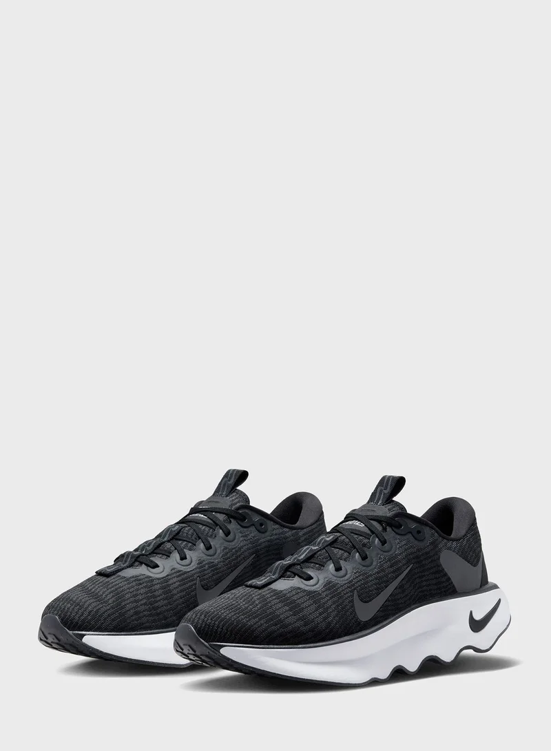 Nike Motiva