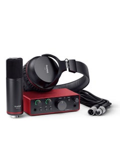 Focusrite واجهة الصوت من الجيل الرابع من Focusrite Scarlett Solo Studio مع ميكروفون وسماعات الرأس. 
