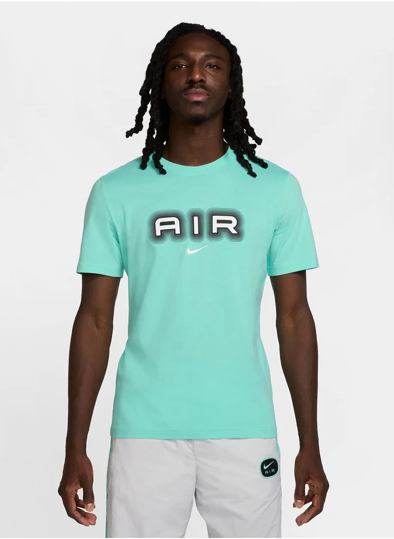 Nike Nsw Swoosh Air Graphic T-Shirt