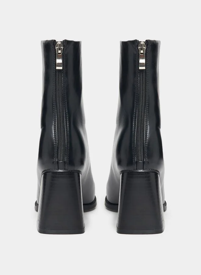 RAID RAID Square Toe Block Heel Leather Boots