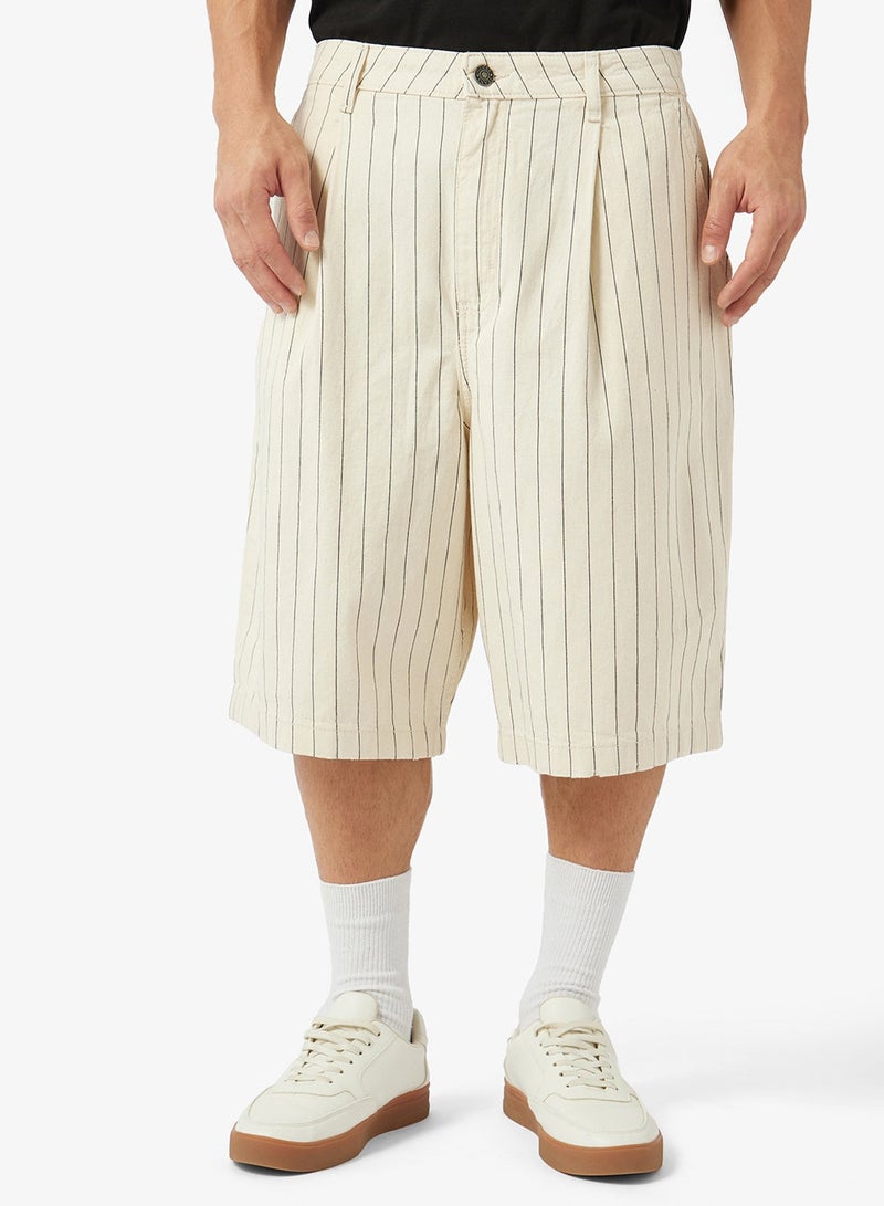 GUESS Casual Chino Shorts - Image 2