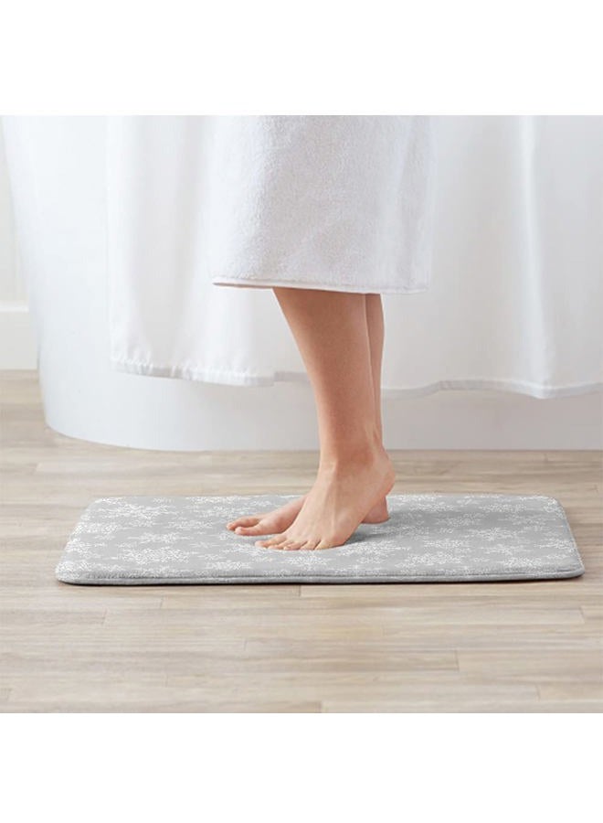 rouihot Bath Mats for Bathroom Decor Christmas Snowflakes White on Gray Cozy Washable Floor Rug Carpets Bath Rug Mat Non Slip Backing 20x30 Inches for Indoor Bedroom Kitchen - Image 3