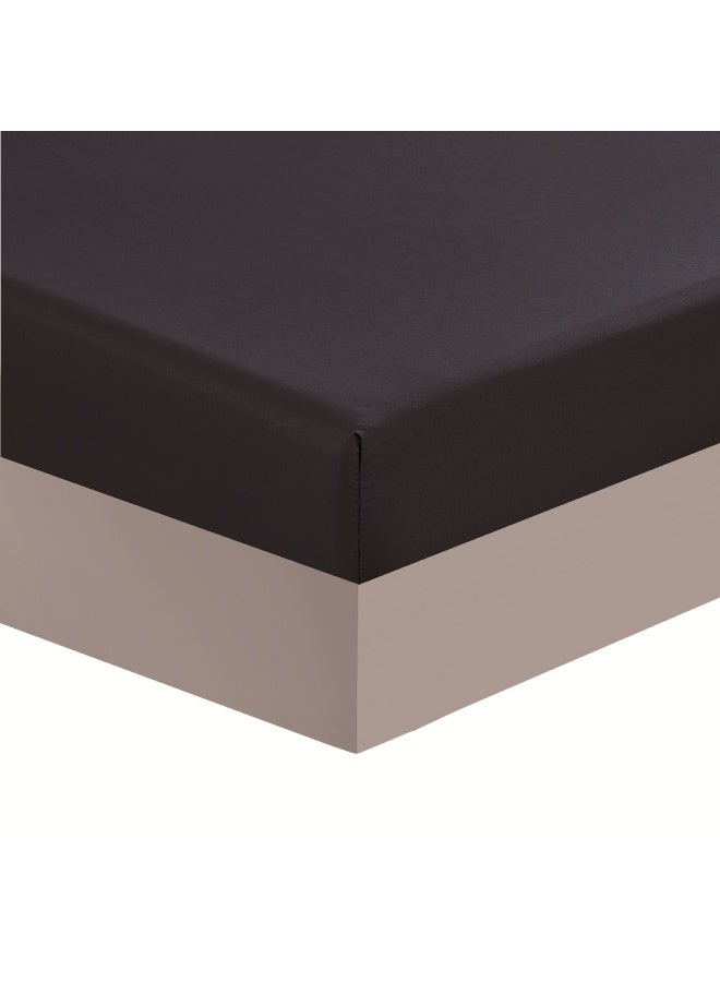 Hours Navren 8-piece Jacquard Duvet Set with a modern and distinctive pattern - Image 3