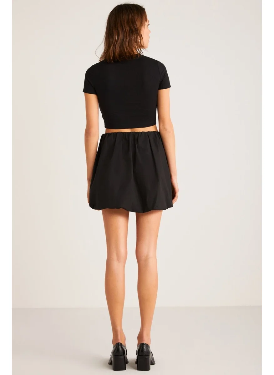 جريميلانج Jess Women's Front Printed Short Sleeve Crop Black T-shirt